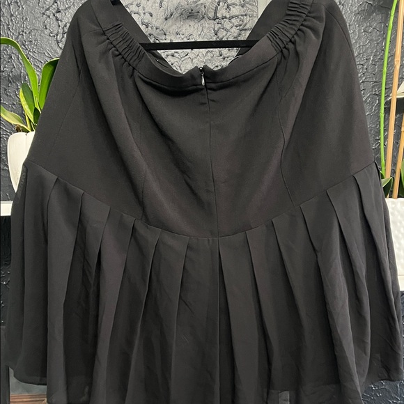 2 skirts. Green Ruffled Tiered Skirt 1X + Black Pleated Skirt 16w Duo. - Picture 4 of 8